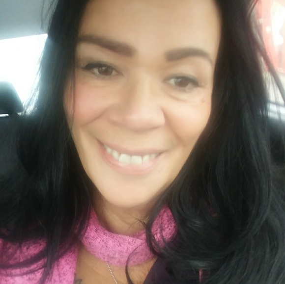 Meet your Posher, Winona - Picture 1 of 1